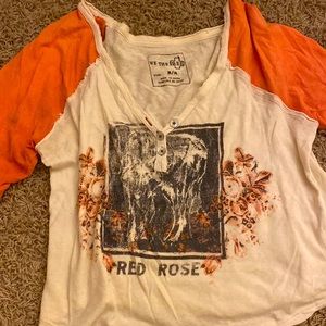 WE THE FREE - Raglan meets Henley